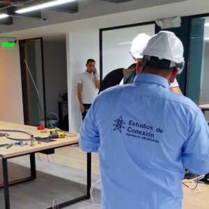 Día de Ingeniero residente para supervisión de obra