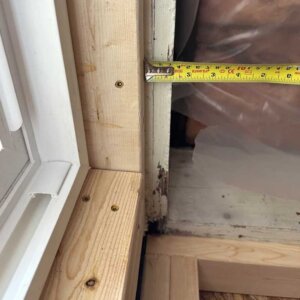Suministro e instalación de dintel de madera para puertas por ml