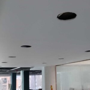 Perforación en cielo raso de Drywall para luminaria por unidad