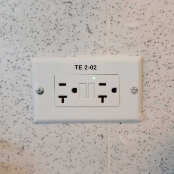 Suministro e instalación de tomas eléctricas monofásicas por Unidad - Imagen 6