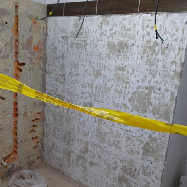 Demolición de enchapes y porcelanatos por m² - Imagen 2