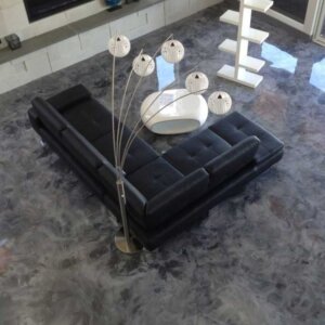 Suministro e instalación de enchape de porcelanato líquido por m2