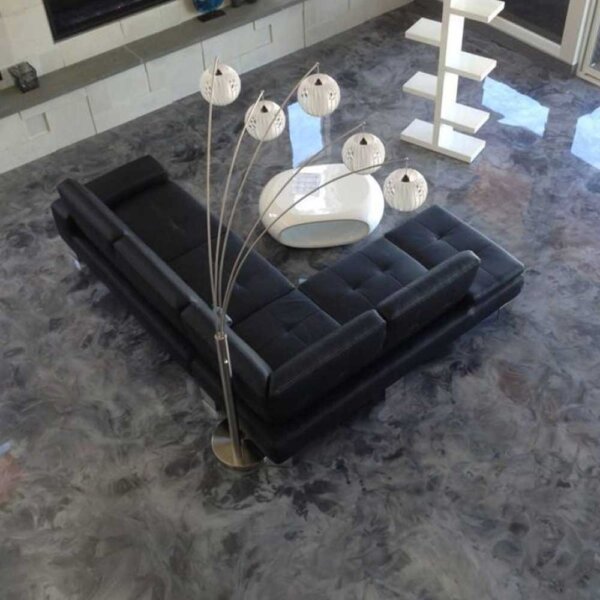Suministro e instalación de enchape de porcelanato líquido por m2