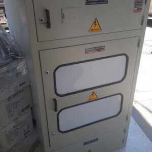 Suministro e instalación de armario de 6 contadores trifásicos o monofásicos